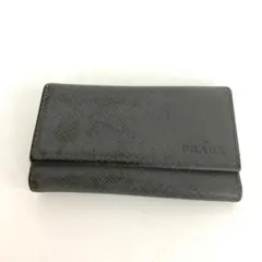 PRADA プラダ サフィアーノ レザー 6連キーケース グレー - メルカリ