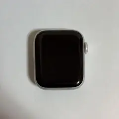 Apple Watch SE 40mm 本体 GPSモデル シルバーアルミニウム