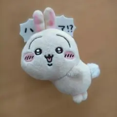 ちいかわ　うさぎ ぬいぐるみ ピンバッジ付き