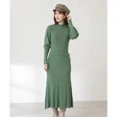 ワンピース ◆ボトルネックパワーショルダーニットセットアップ　新品タグ付き！