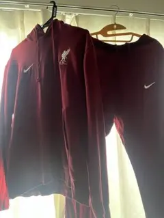 【値下げ】Nike リバプールFC フーディ＆スウェットパンツセット