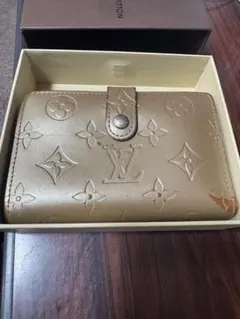 Louis Vuitton ゴールド長財布