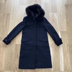 ファー付き黒ロングコート