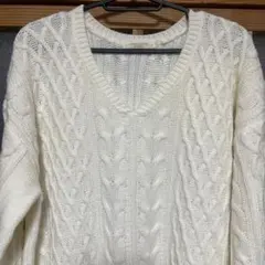 ホワイト Vネック ケーブル編み ニット フリーサイズ