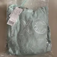 ラブトキシック　150 パーカー　新品　ミントグリーン