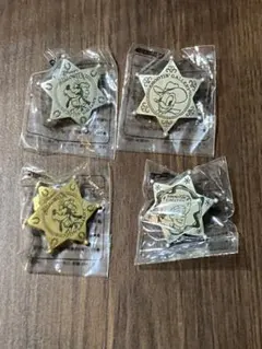 ディズニー　ピンバッジ　非売品