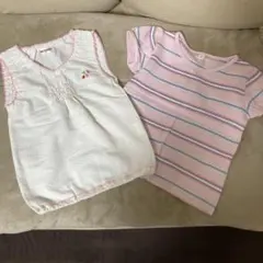 ホワイトフリルトップスとストライプTシャツセット