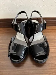 美品✨fit fit 黒　サンダル