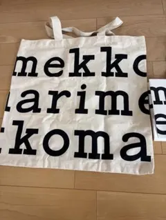 2026秋冬 marimekko ロゴ ノベルティ巾着ナップサック - メルカリ