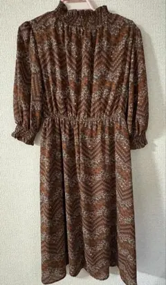 AS KNOW AS PINKY 花柄ブラウンワンピース