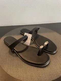 ワールド　メタルサムリングサンダルのサムネイル