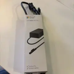 Microsoft Surface 65W 電源アダプター