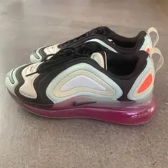 NIKE WMNS AIR MAX 720 スニーカー 22.5