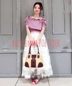 axes femme POETIQUE ラインレースチュールスカート　ホワイト系のサムネイル