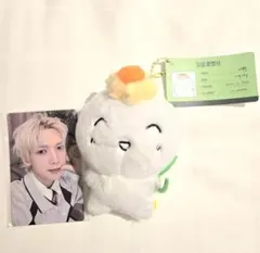 ATEEZ PLUSH 2026ver. ヨサン キーリング トレカ付き - メルカリ