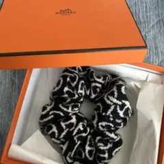 ☆未使用品☆HERMES ヘアバンド オネスティ シェーヌダンクル カシミヤ ☆未使用品☆HERMES ヘアバンド オネスティ シェーヌダンクル カシミヤ