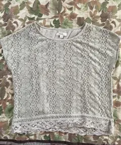 niko and ... 　半袖 花柄 レース トップス ブラウス　グレー