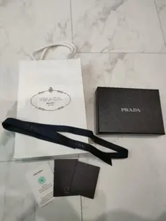 PRADA ショップ袋・ボックス・カード類 セット