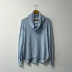 美品　組曲　タートルネックセーター　水色　カシミヤ混