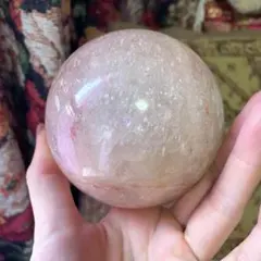 ヒマラヤ水晶 丸玉 スフィア 1.8Kg 木製台座付き！ 天然石 ③ - メルカリ