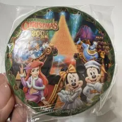 東京ディズニーリゾート 2004年クリスマス缶バッジ　ミッキー　ミニー