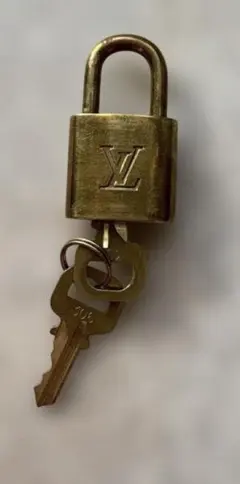 Item thumbnail for item 35f26100-0072-447a-afbb-e13de1e52b5d