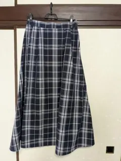 ハニーズ　ネイビー系チェック マキシロングスカート　LL　試着のみ