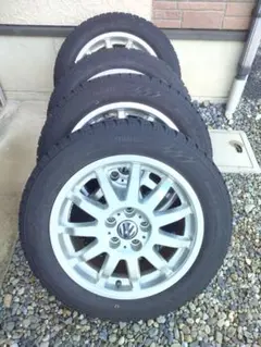 宇*人様 Volkswagen ポロ15インチ純正ホイールスタッドレスタイヤセッ フォルクスワーゲンポロ純正15インチのスタッドレスセット入庫です