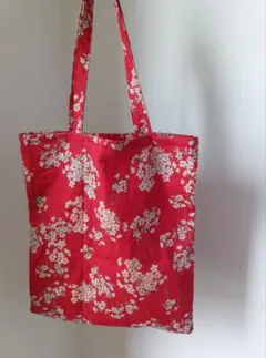 ハンドメイド　鮮やか和柄のぺたんこバッグ　エコバッグ　サブバッグ