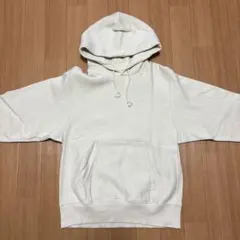 美品　GU ホワイト パーカー Sサイズ　裏起毛