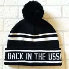 小顔効果✨ポンポン ニット帽 ビーニー ロゴ入り モノトーン ストリート 黒