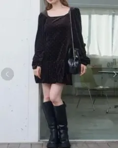 Kastane ベロアスタッズミニワンピース ブラウン