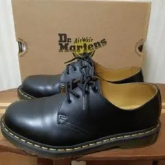 Dr. Martens 　3ホールシューズ