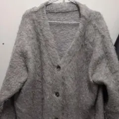 グレー フワフワ カーディガン 長袖のサムネイル