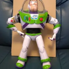 バズ・ライトイヤー トーキングアクション フィギュア トイストーリー