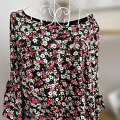 H&M花柄オフショルダー七分袖ワンピース