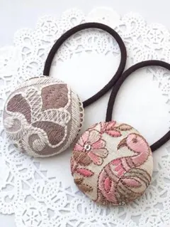 【No.154】インド刺繍 くるみボタン38㎜ ヘアゴム 2個セット