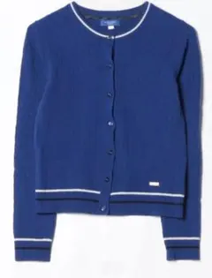青いケーブル編み長袖カーディガン