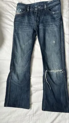 Diesel ダークブルーフレアデニム