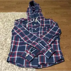 HOLLISTERのサムネイル