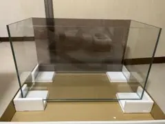 ラスト1台　600×200×200　2室水槽　パンチング仕切り板　クリアシリコン 限定1台 600×200×200 2室水槽 パンチング仕切り板 クリアシリコン