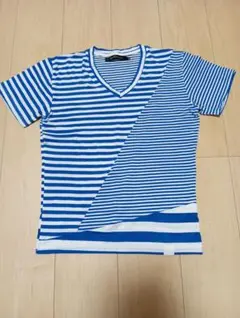 Black by VANQUISH　Vネック　ブルー　ボーダーTシャツ　サイズSのサムネイル
