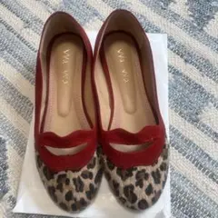 美品✨✨フラットパンプス　ヒョウ柄
