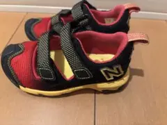 New Balance キッズサンダル 赤黒　14.0㎝