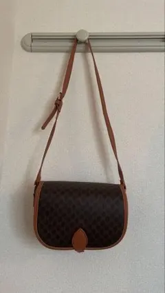 Item thumbnail for item 1ca257d9-2071-4e65-bd53-4d773156f04a