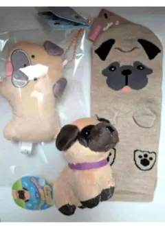 パグセットで　つぶらな瞳の犬　ROUND1限定わんわんふれんずマスコット　靴下のサムネイル