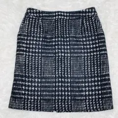 ギャローリア　黒と白のチェック柄タイトミニスカート　W64 ウール混　裏地付