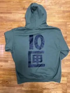 TEN BOXオリーブグリーン フード付きパーカー