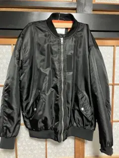 ブラック MA-1ジャケット