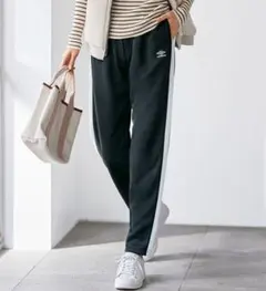 umbroレディースジャージパンツ